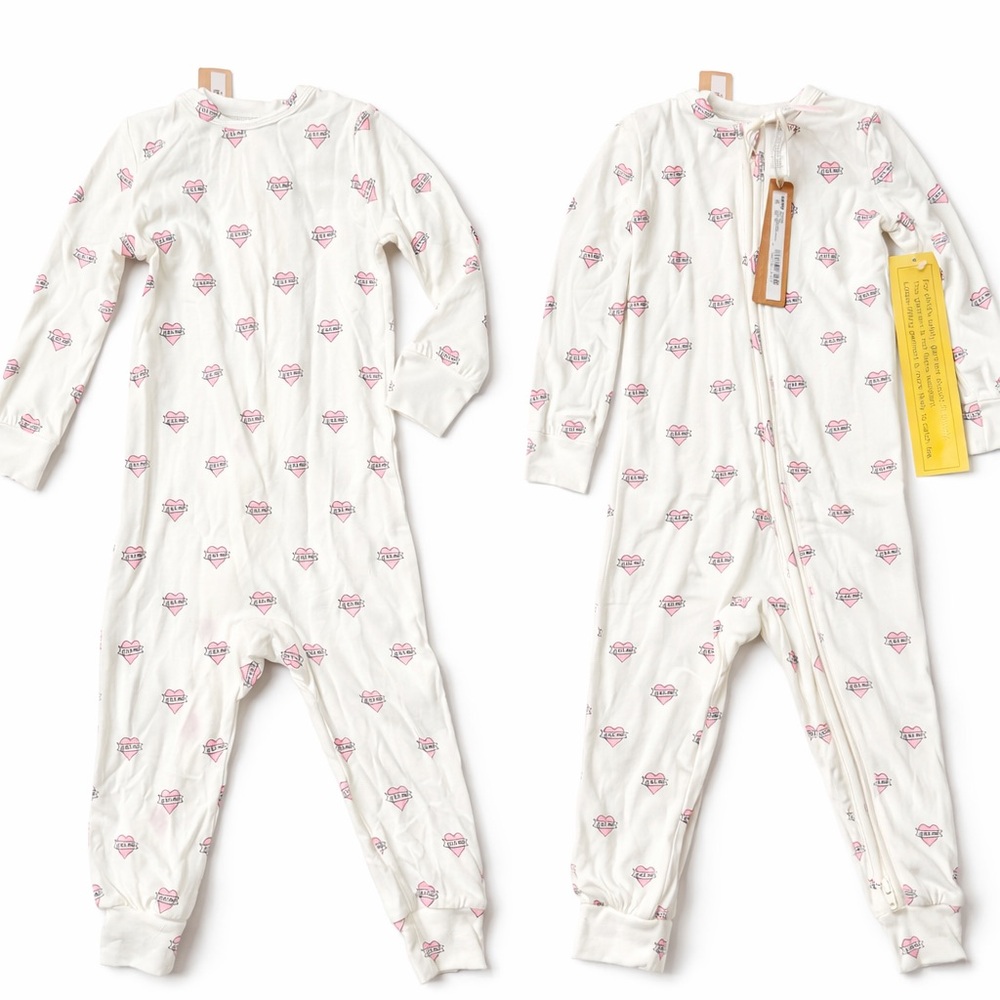 SKIMS White Sleep Zip Onesie with Marble Heart Banner Print